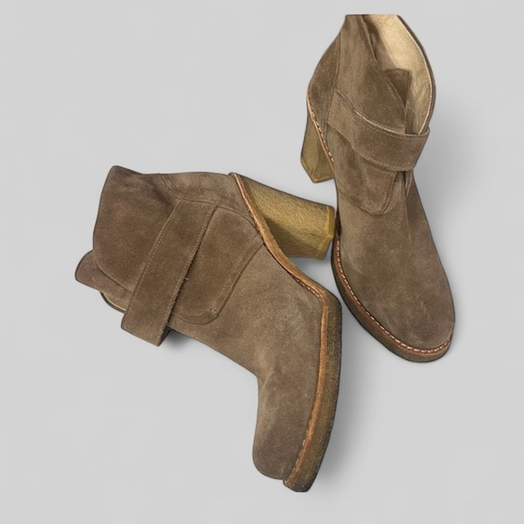 UGG Australia 6 Brienne Tan Suede Heeled Shearling Lined  Ugg tan suede ladies buckle ankle boots style 3212 size 10M ladies Brienne